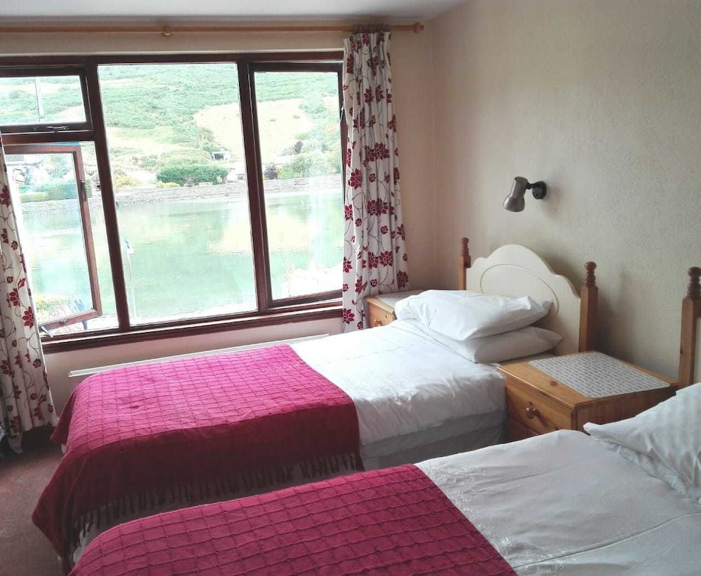 Basic Double Or Twin Room, 2 Twin Beds, Non Smoking photo 1