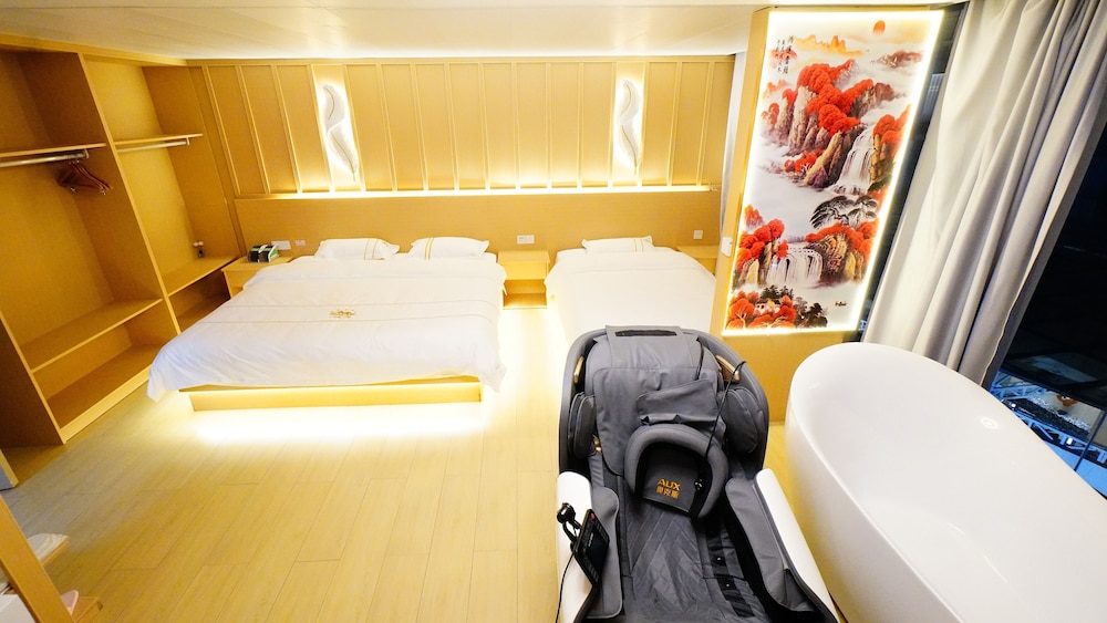 Family Twin Room photo 1