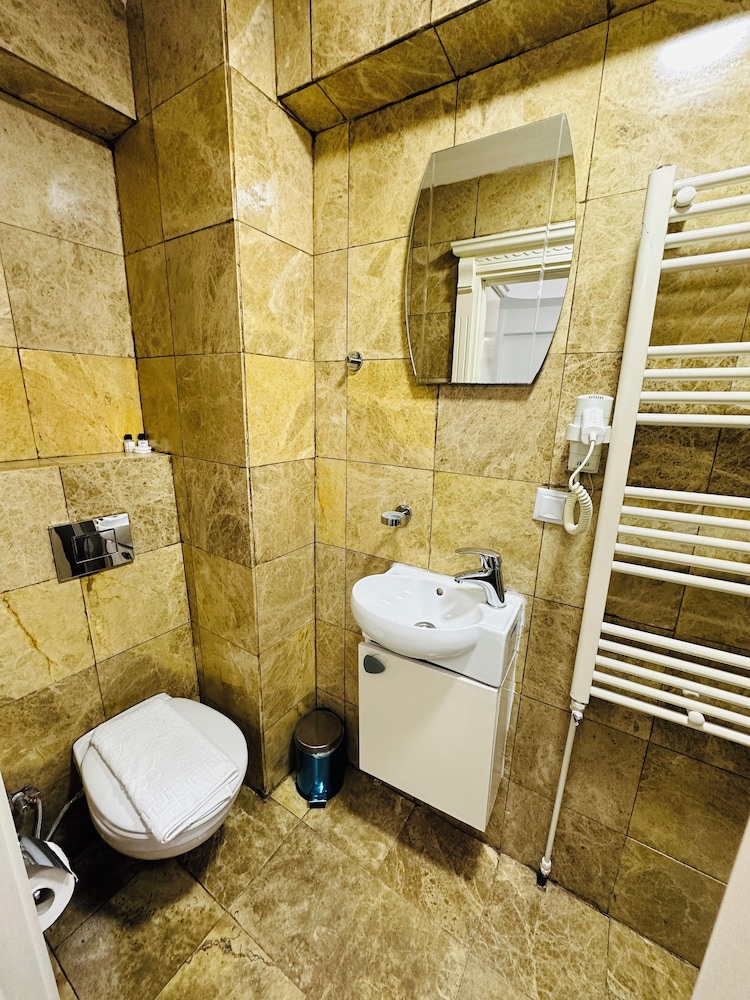 Deluxe Double Room Single Use