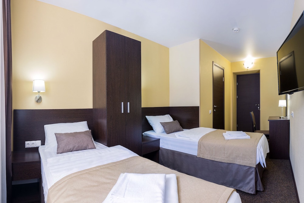 Standard Twin Room photo 2