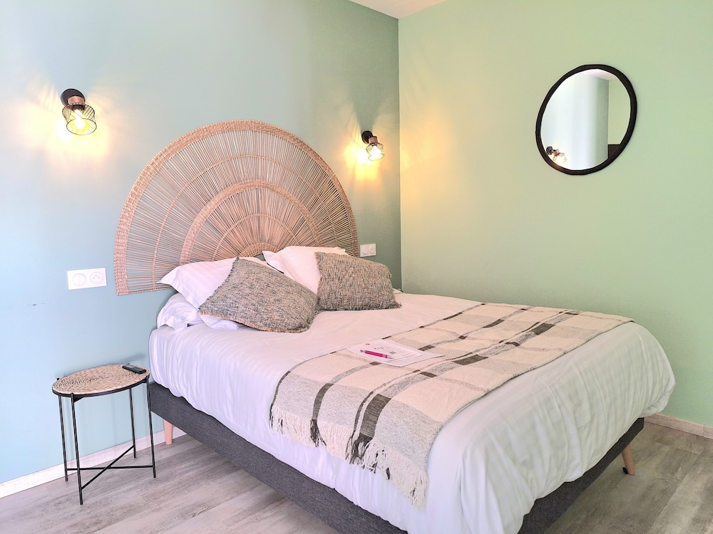 Classic Room (Acacia)