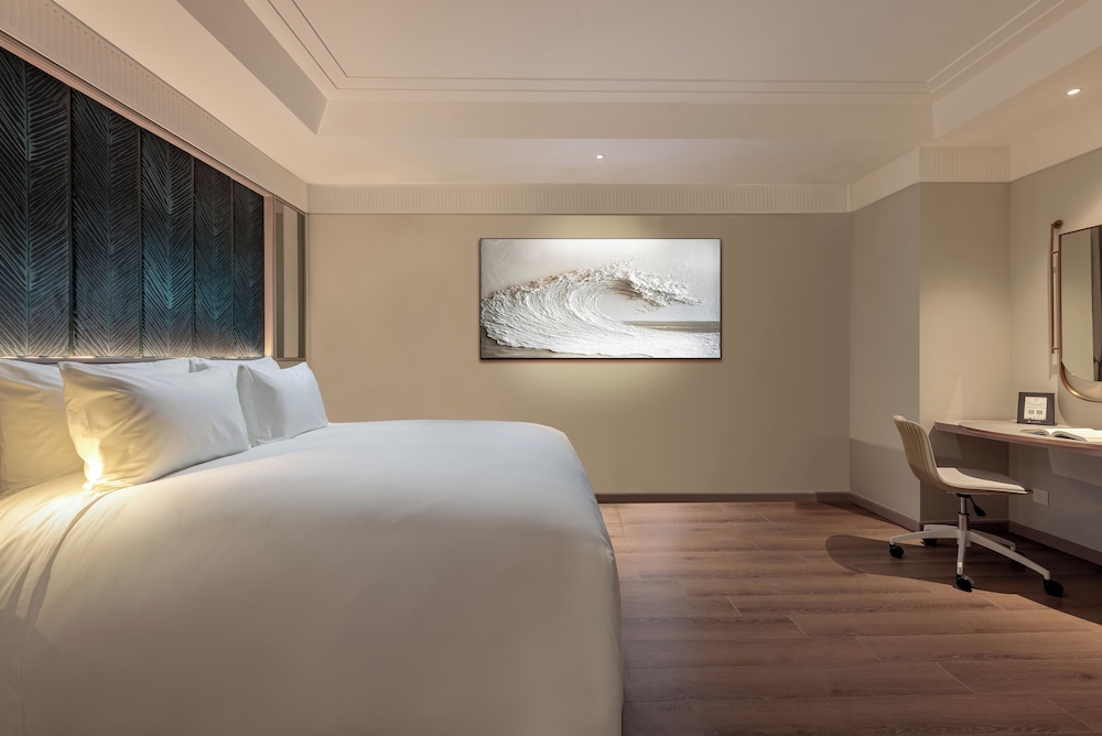 Superior Double or Twin Room, No Windows
