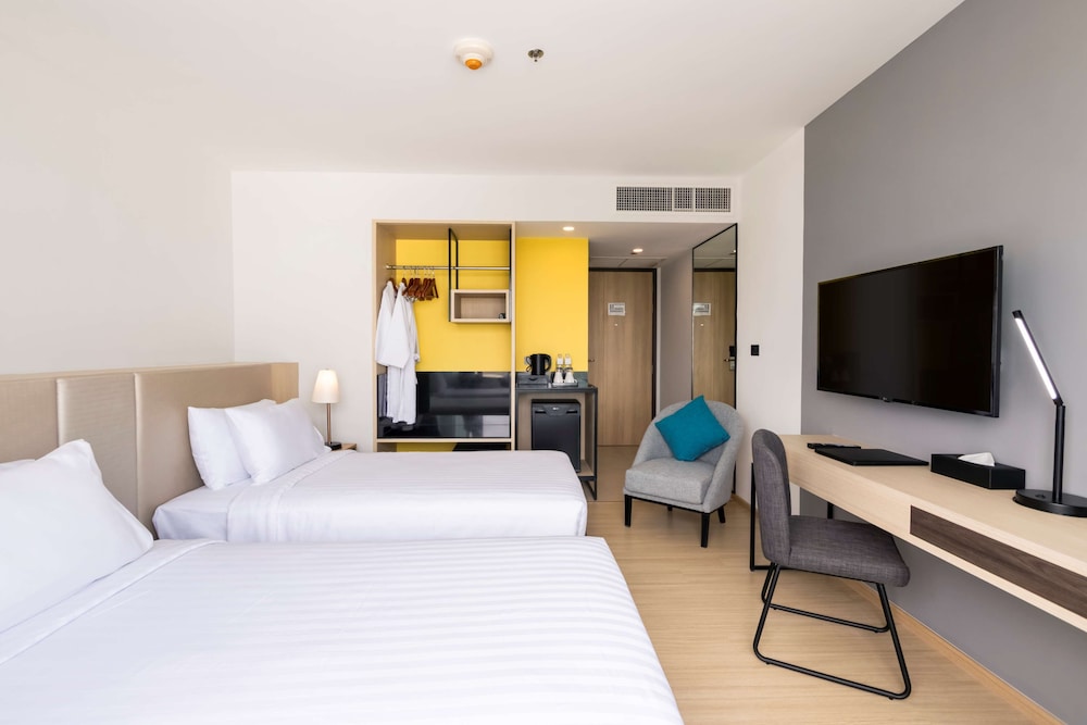 Superior Room, 1 King Bed, Non Smoking