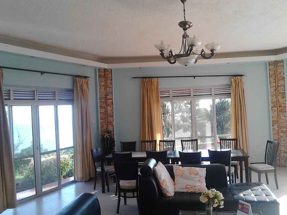 Standard Double Room, 1 Double Bed, Non Smoking, Lake View photo 2