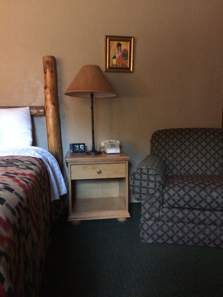 Deluxe Room, 1 King Bed, Fireplace (Upstairs Room) photo 2