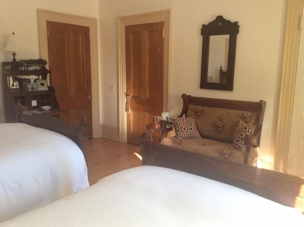 Comfort Room photo 3