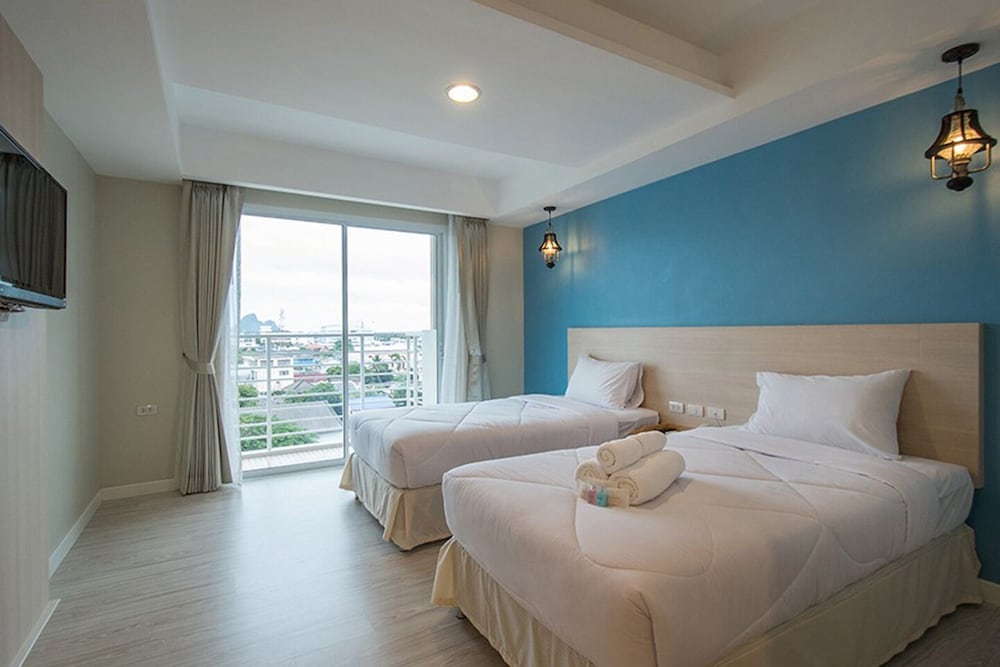 Standard Twin Room photo 2
