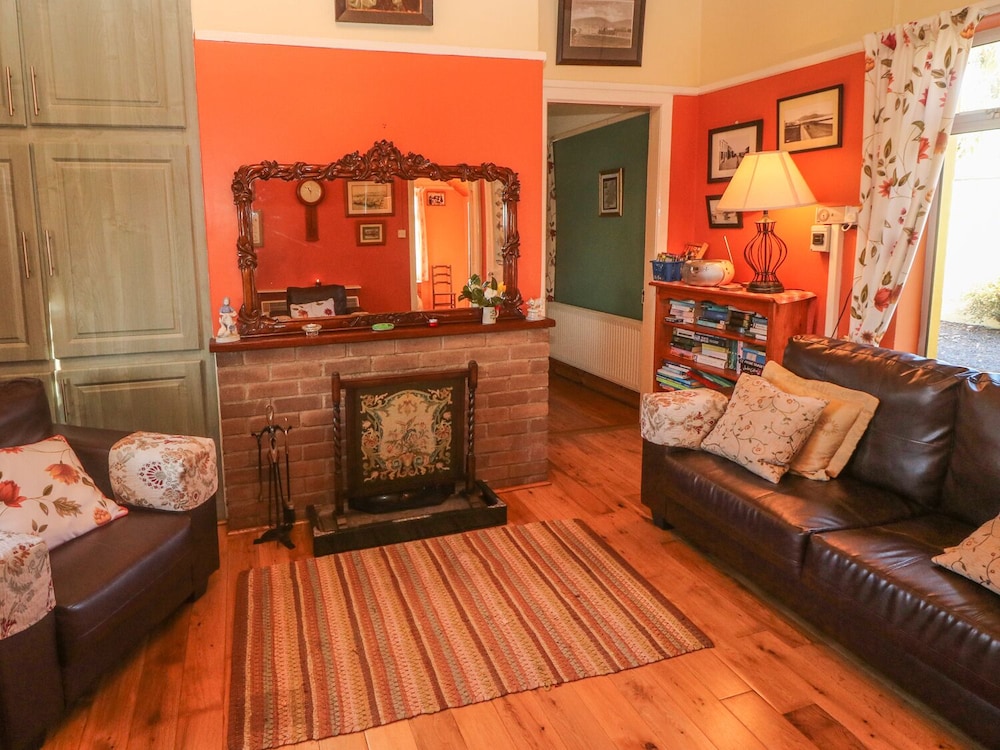 Cottage photo 2