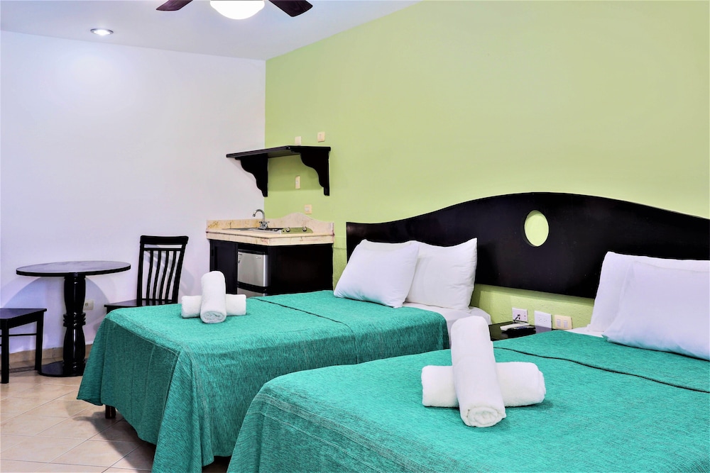 Standard Double Room - Photo 7