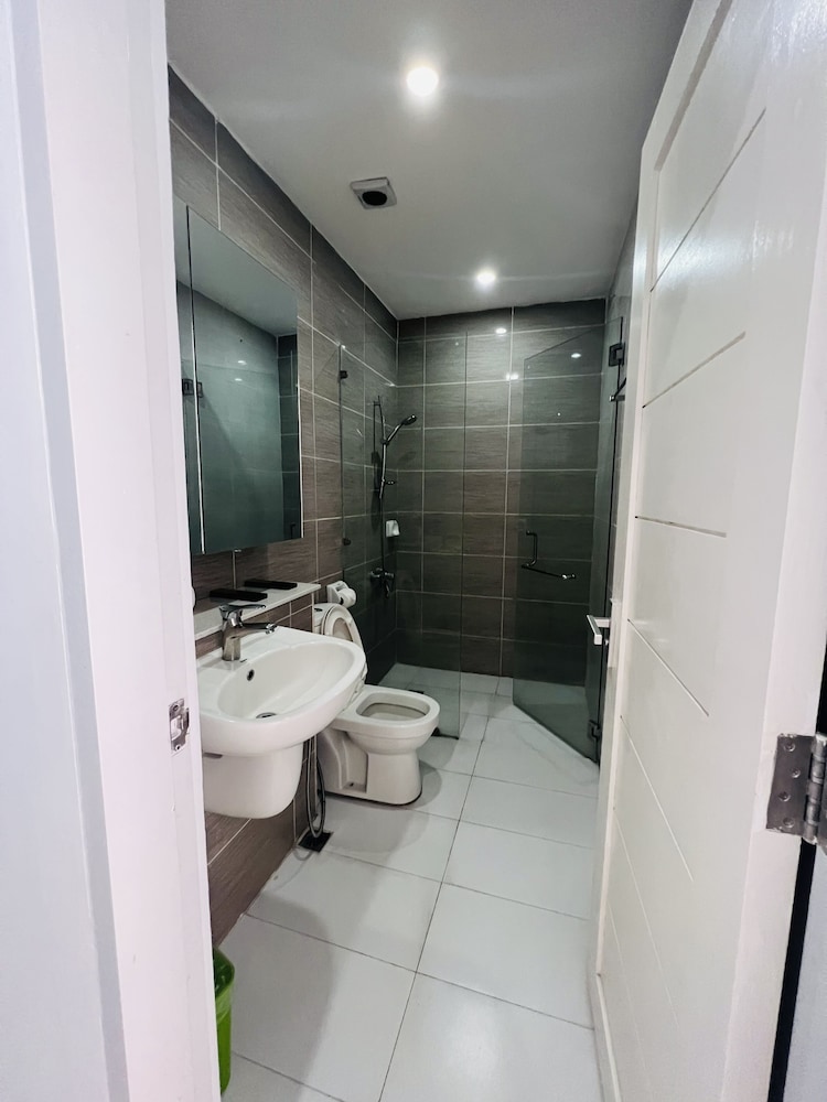 Basic Suite photo 3