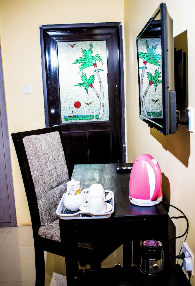Executive Room, 1 Double Bed, Private Bathroom photo 3