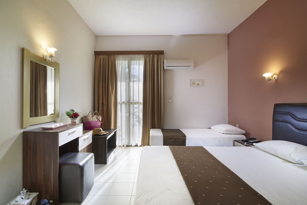 Quadruple Room photo 1