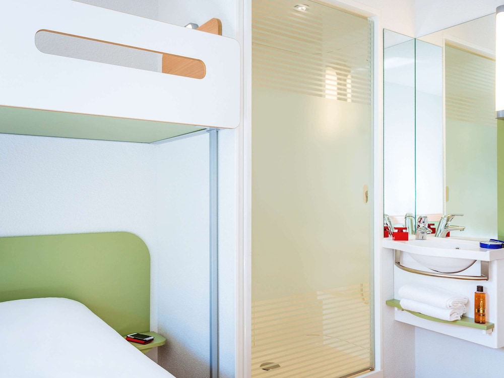 Room, Multiple Beds photo 3