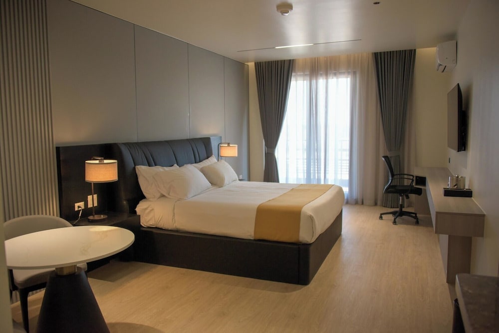 Luxury Deluxe King