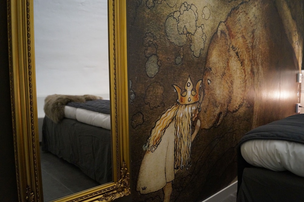 Standard Double Room, 1 Queen Bed, Shared Bathroom