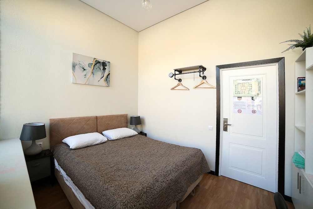 Basic Double Room photo 1