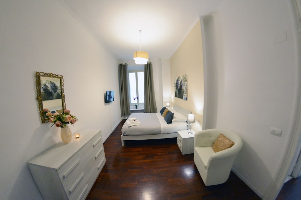 Grand Apartment photo 2