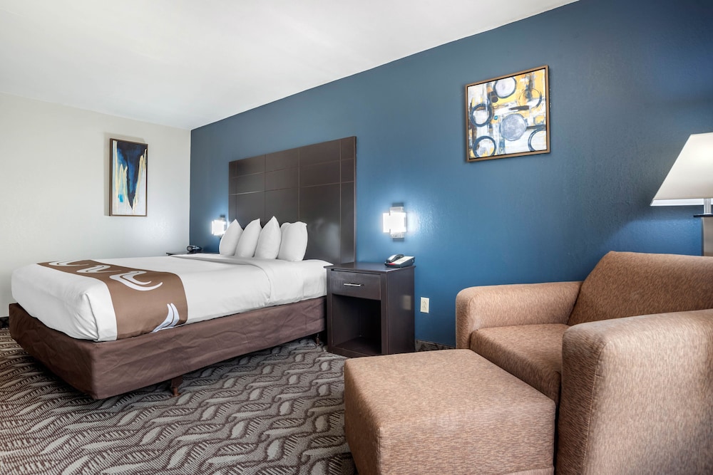 Suite, 1 King Bed, Non Smoking - Photo 6