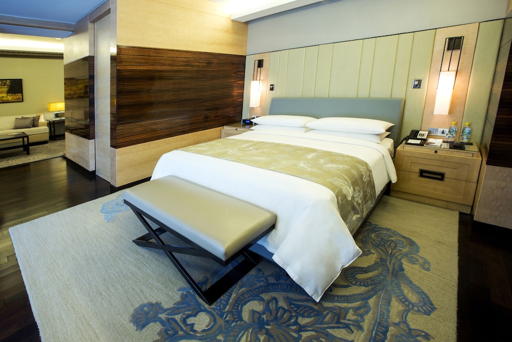 Executive Suite, 1 Bedroom thumbnail 5