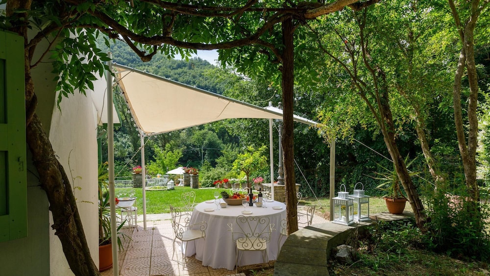 Villa photo 3
