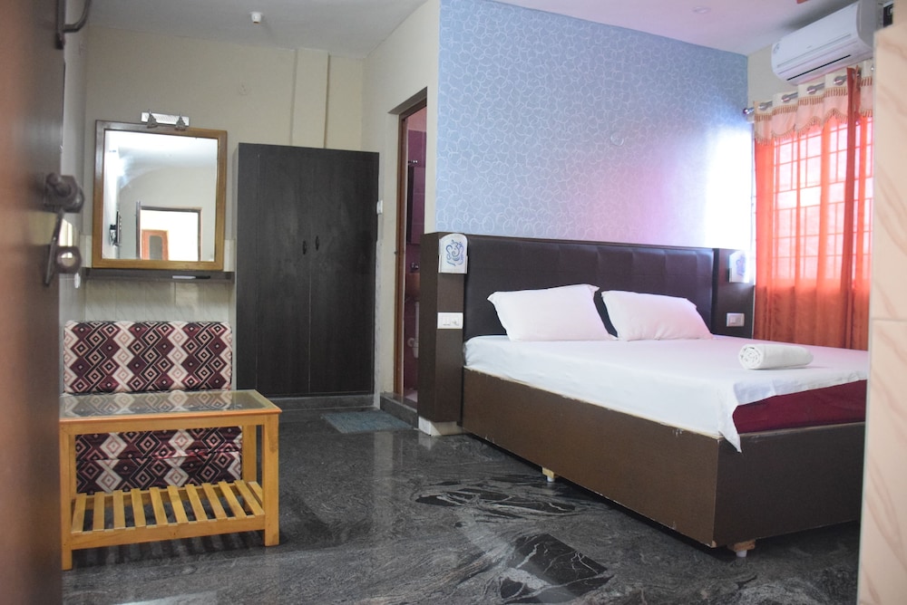 Superior Double or Twin Room (AC)