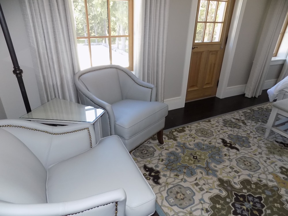 Executive Room, 1 Queen Bed photo 3