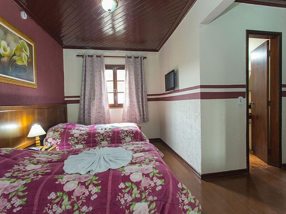 Luxury Triple Room, Garden View