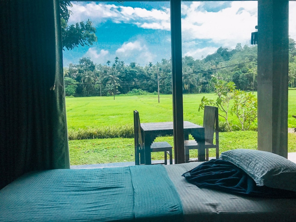 Superior Family Rooms With Rice Field View & A Pool photo 1