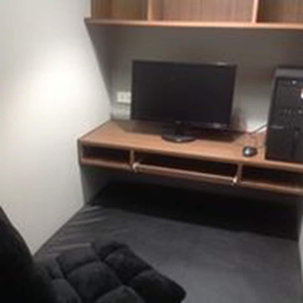 Japanese Flat Room photo 3