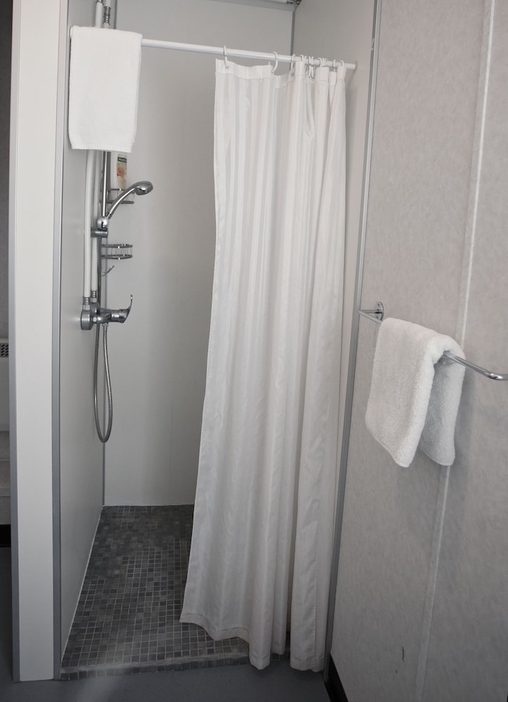 Standard Triple Room, Private Bathroom, Mountain View photo 3