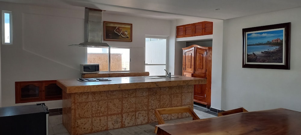Two Bedroom Ocean View with Pool - Photo 3