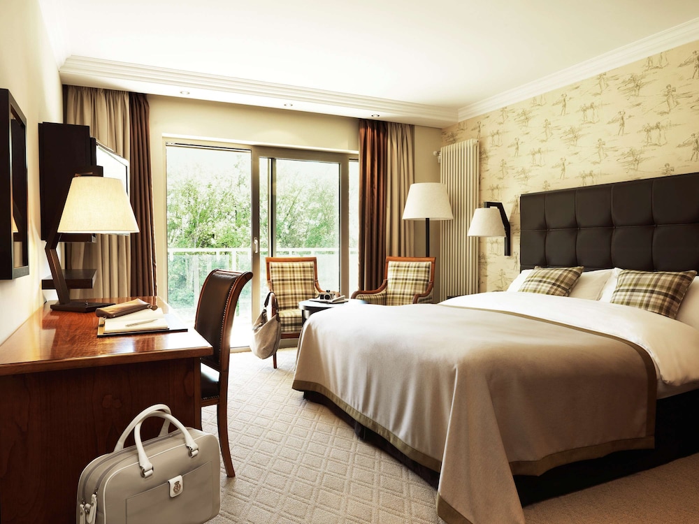 Golfside King Room
