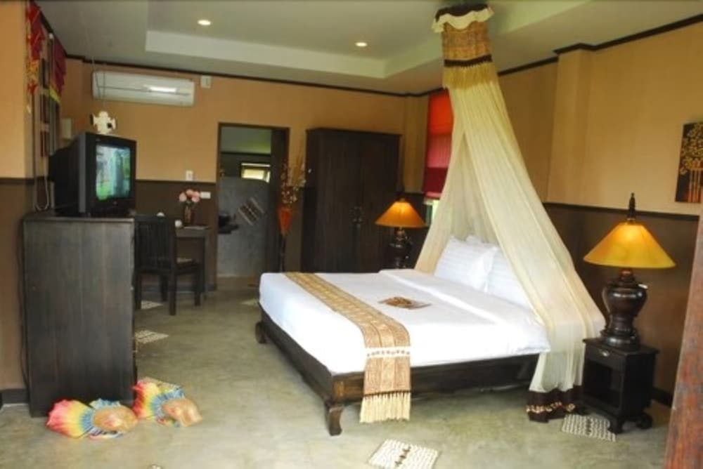 Villa photo 1