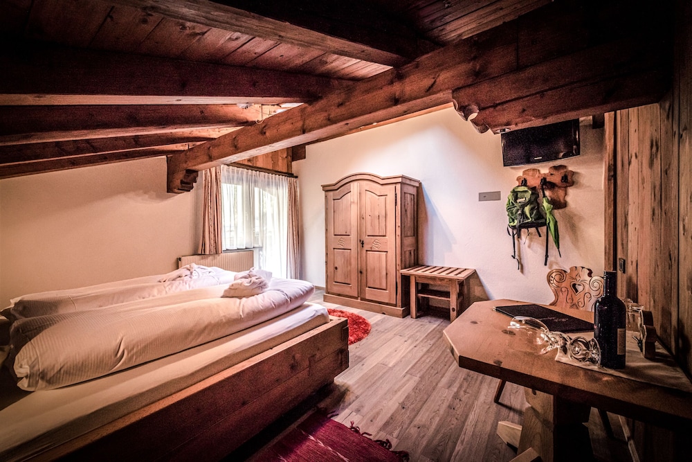Basic Double Room (Lechtal) photo 3
