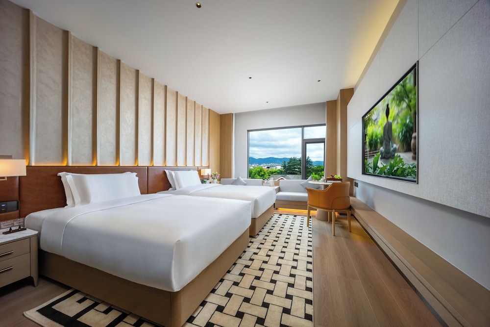 Luxury Twin Room, Courtyard View