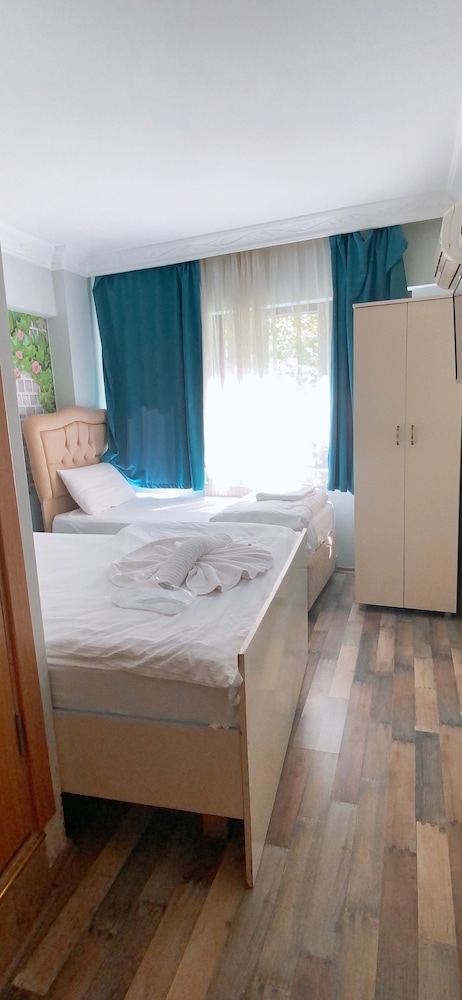 Triple Room photo 2