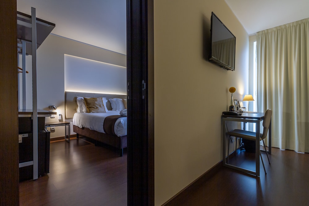 Premium Double Room, 1 Double Bed, Terrace - Photo 5