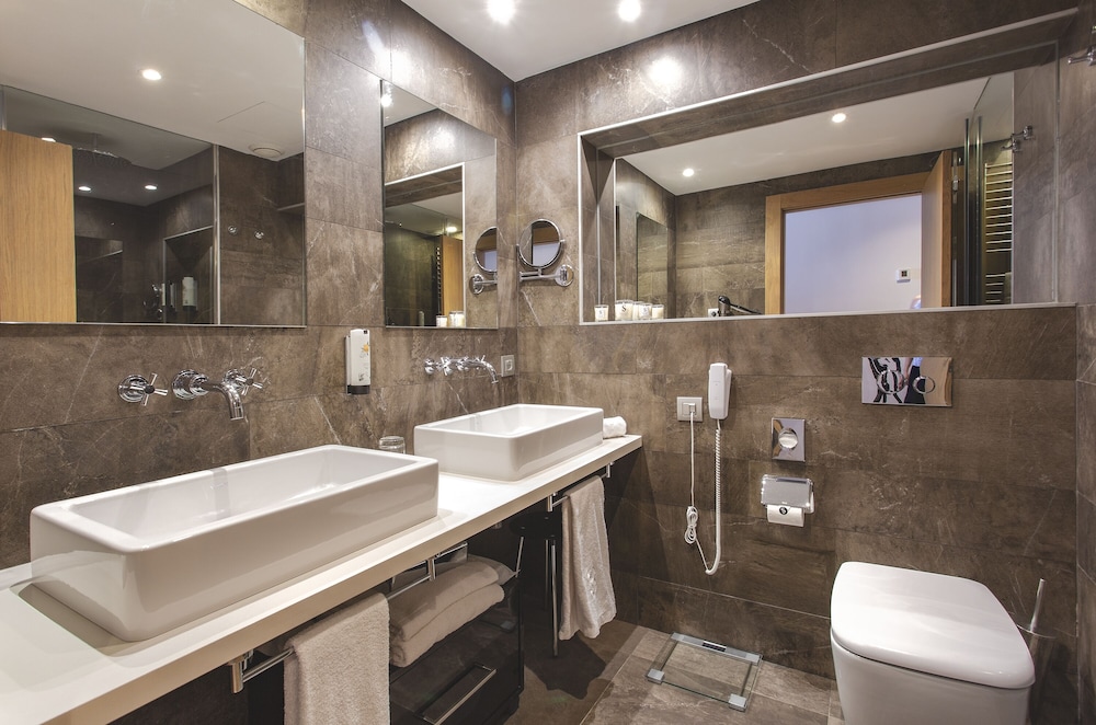 Junior Suite, Sea View (high floor)