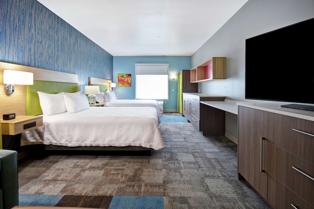 Studio, 2 Queen Beds, Accessible (Hearing)
