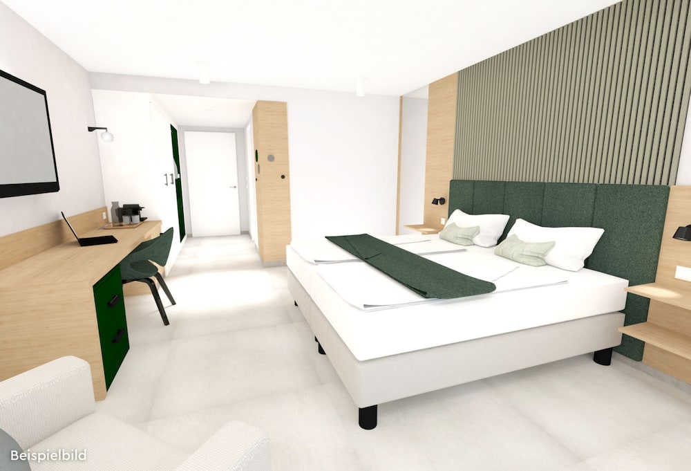 Deluxe Double Room (Single Use)