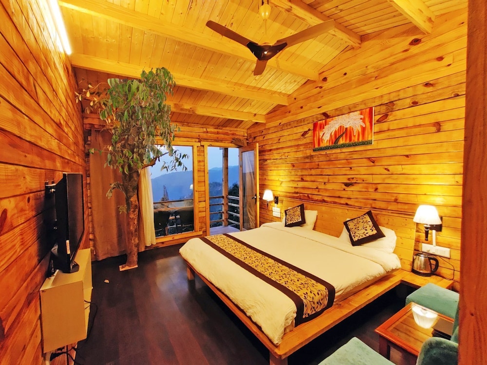 Luxury Suite photo 1