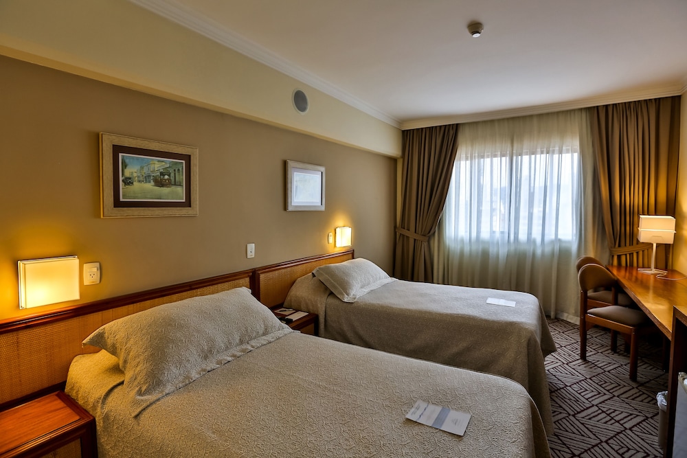 Superior Twin Room, 2 Twin Beds - Photo 1