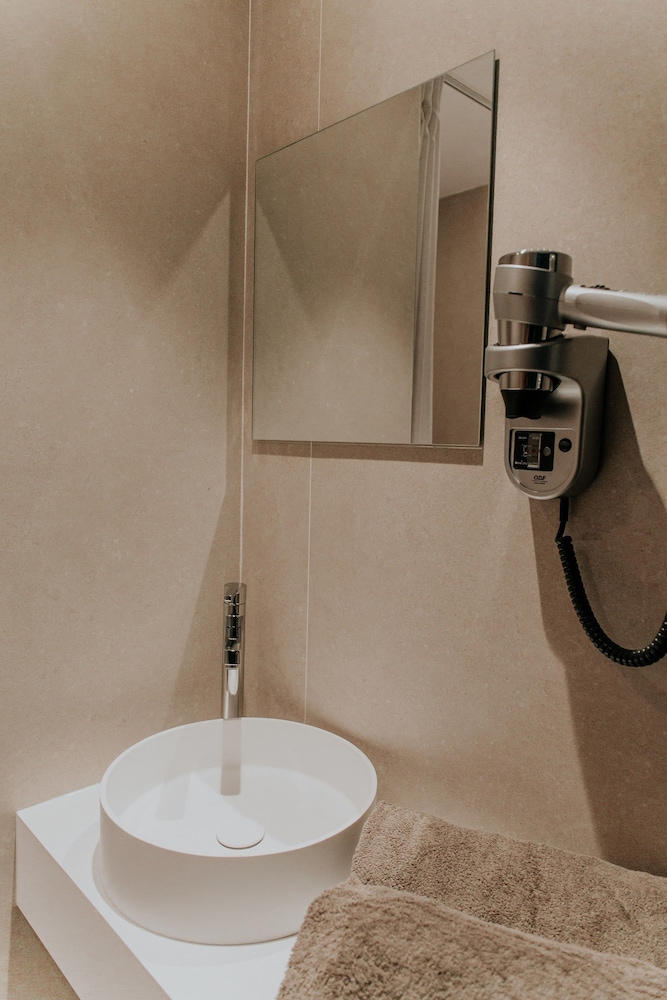 Superior Double Room, Private Bathroom photo 3