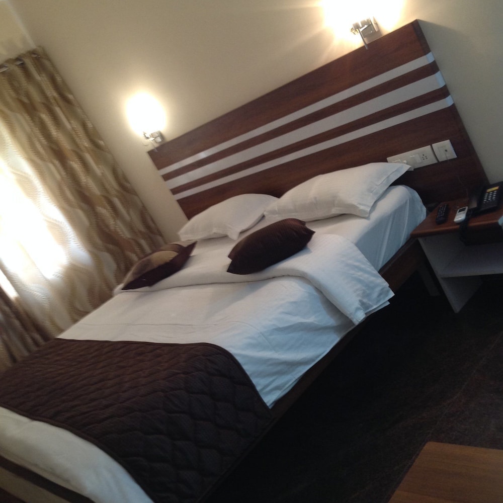 Premium Double Or Twin Room photo 2