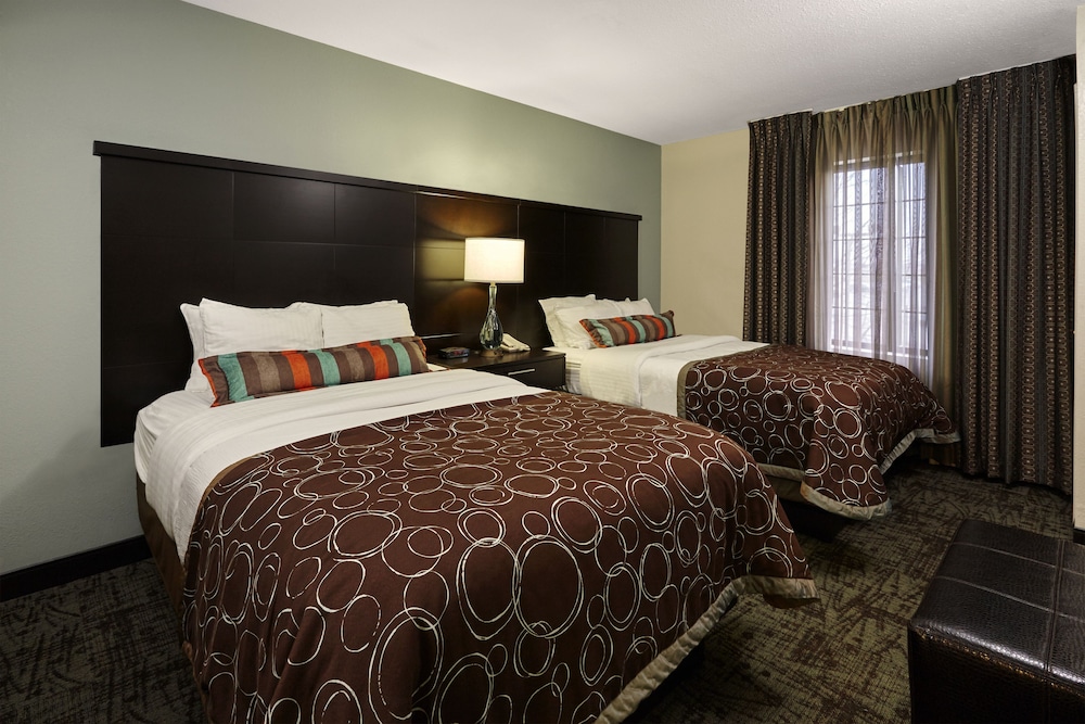 Suite, 1 Bedroom, Kitchen (2 Double Beds, Sofa Bed) - Photo 1