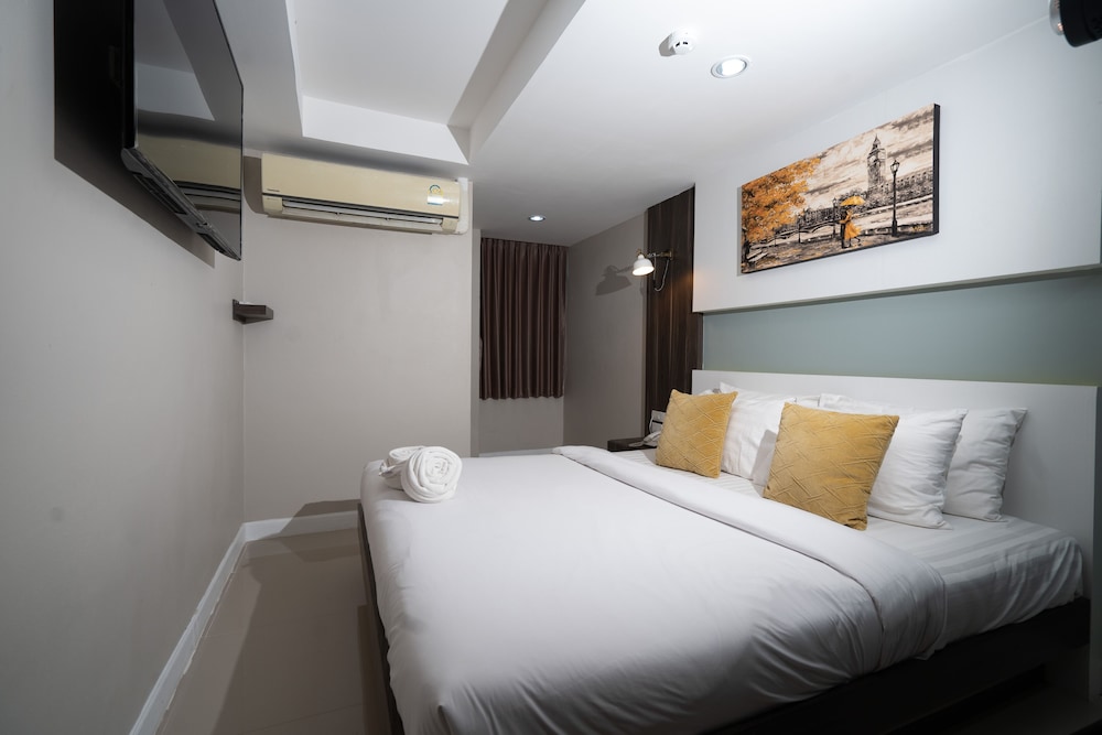 Family Quadruple Room, 2 Bedrooms - Photo 1