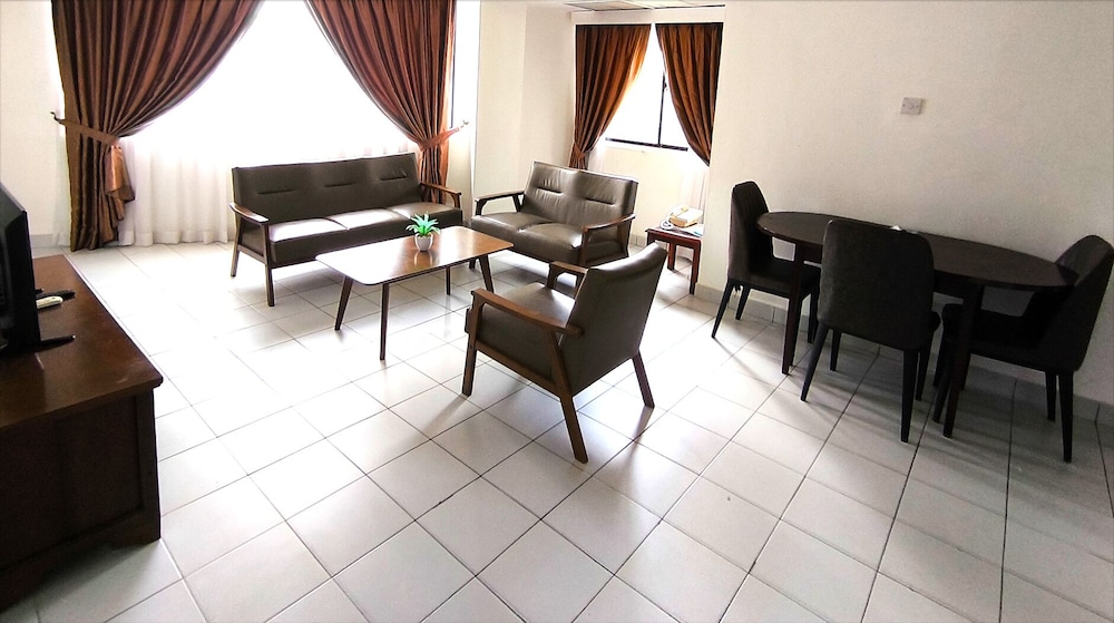 Family Apartment, 2 Bedrooms, City View