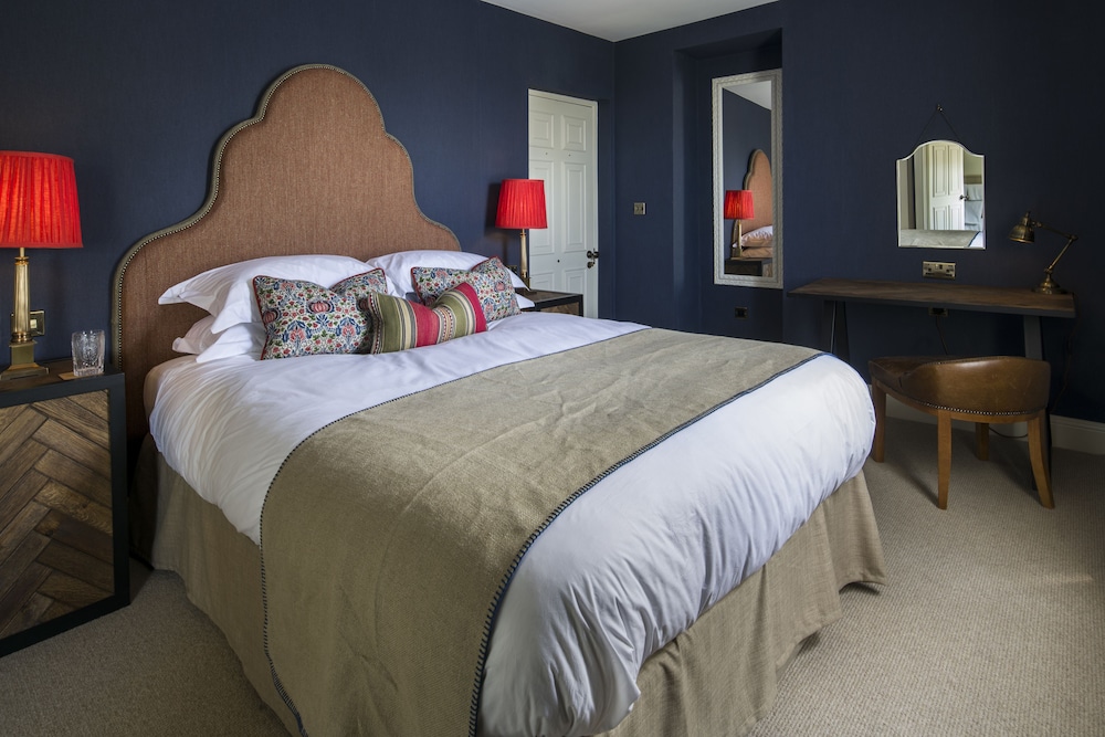 Classic Double Room, 1 King Bed, Ensuite (non-pet-friendly)