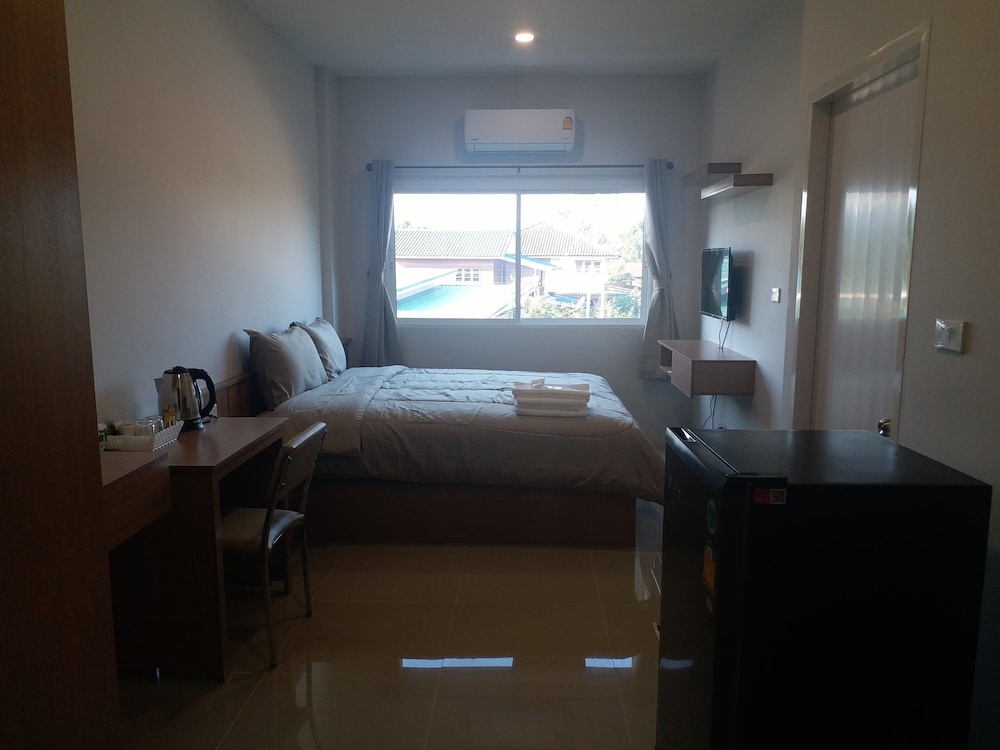 Standard Double Room - Photo 24