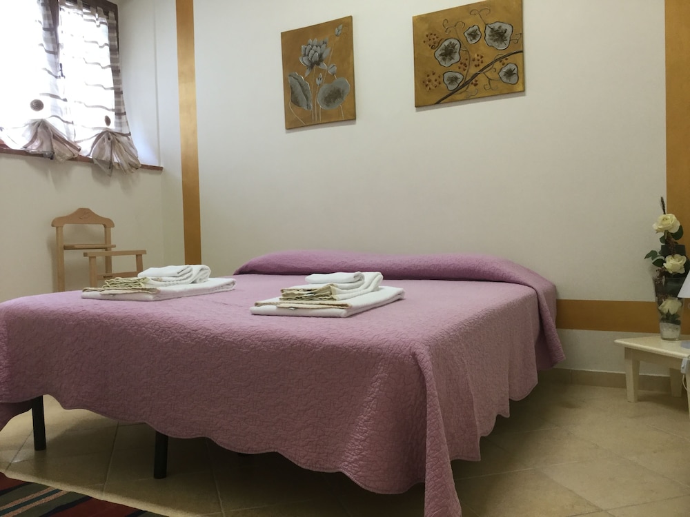 Apartment, 2 Bedrooms, Garden View